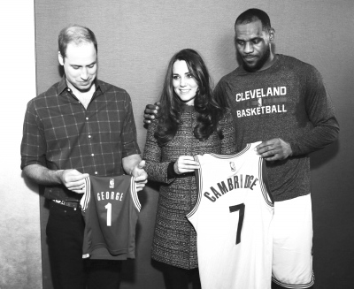 塞到脚下 塞到脚下