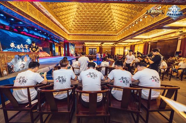 2分6篮板 2分6篮板